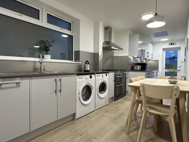 Beatiful  Double Room With Ensuite Shower room! Main Photo