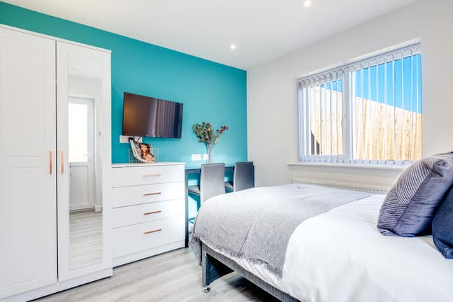 Self Contained Studio Apartment  Main Photo