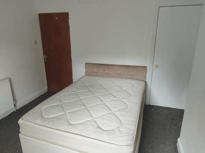 *All Bills Included* Moor Street Room Main Photo