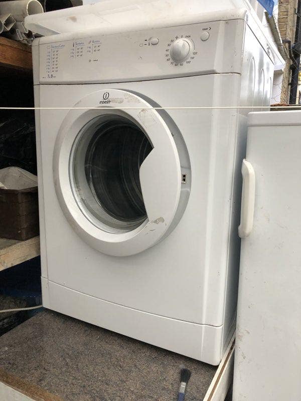 Double Bedsit, Zone 3, Quiet House.. inc Bills  Main Photo