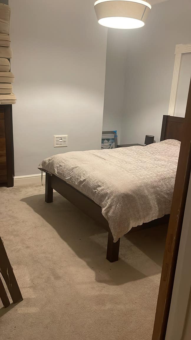 king size room, Westbourne  Main Photo