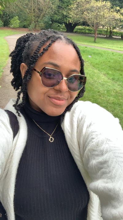 Looking for a summer accommodation Main Photo