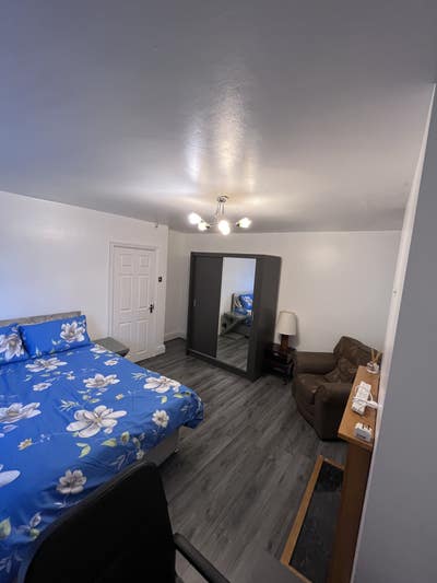 Room available to let Main Photo