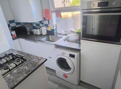 Spacious double room  Main Photo