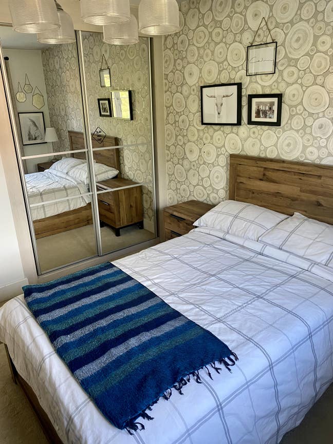 Beautiful 4 bedroom house with room to let Main Photo