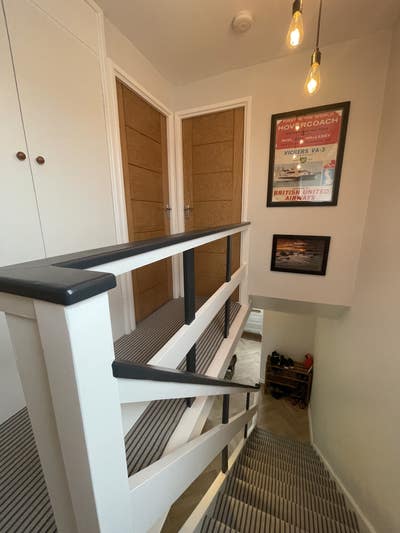 Village vibe, Double Bedroom, large kitchen. Main Photo