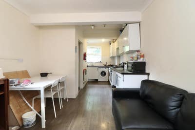 Large Double Room In Southampton Main Photo