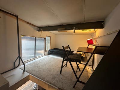 Small room in Hackey Wick creative warehouse. Main Photo