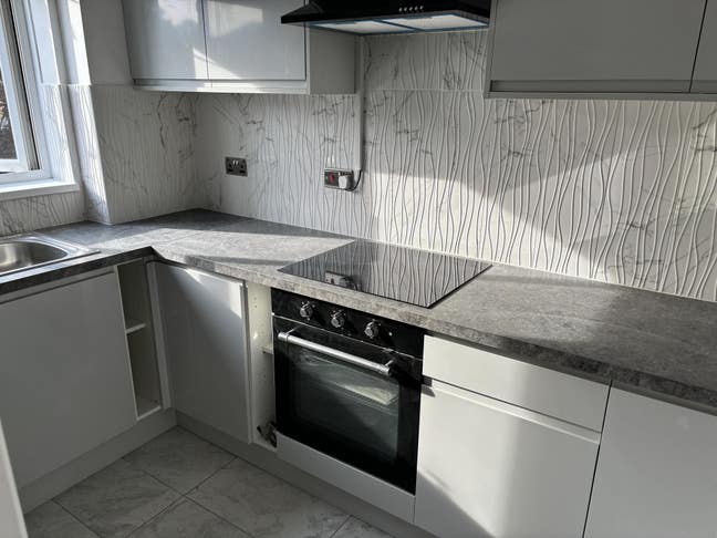 Exquisitely  refurbished apartment  Main Photo