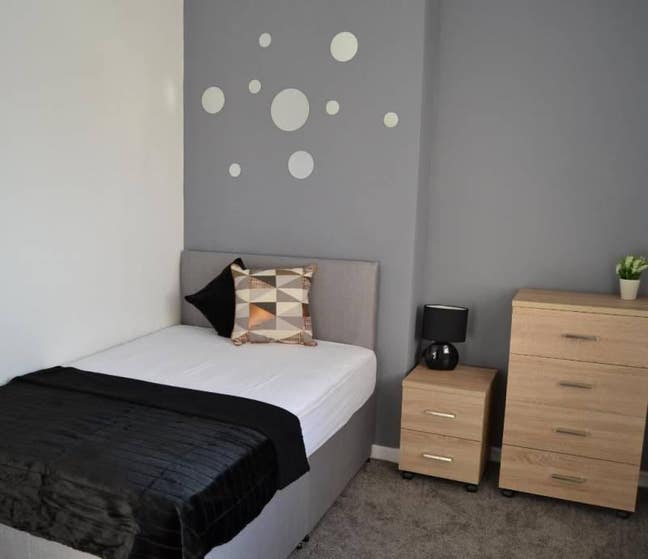 Low Cost Double Room in Whitechapel/Shadwell  Main Photo
