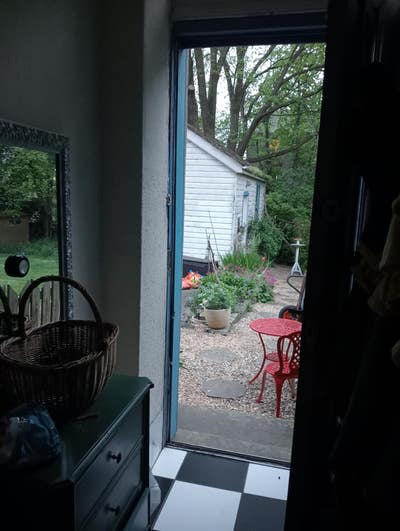 Only for Prof WOMEN Mon to Fri stay. in calm oasis Main Photo