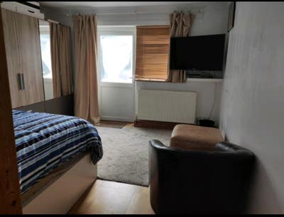 Studio Flat  Main Photo