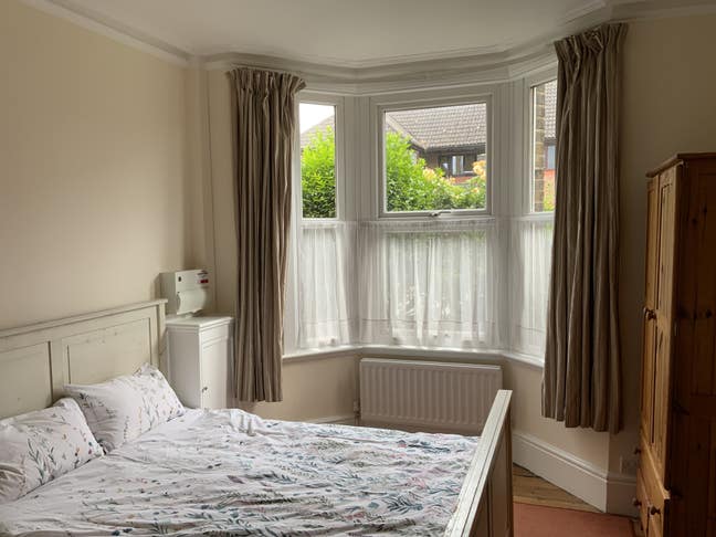 WINDSOR, Clewer - Double bedrooms Main Photo