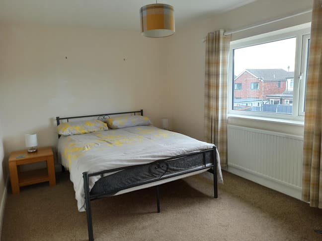 Double room to let single or double occupancy Main Photo