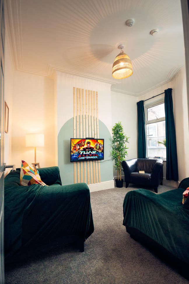Lovely Double Room close to City C - All Bills! Main Photo