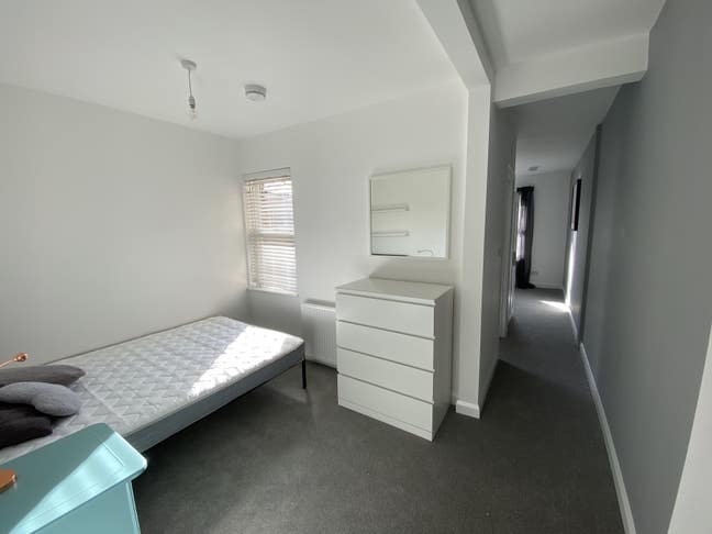 Special Offer:Bedroom+Private Livingroom+En-Suite  Main Photo