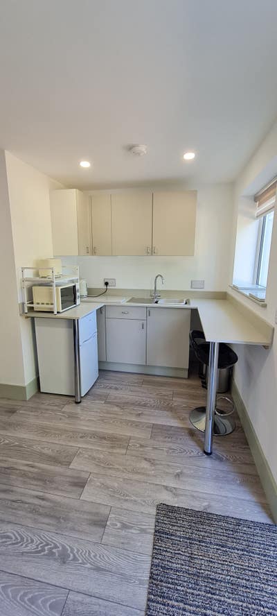  Studio Mon -Fri Main Photo