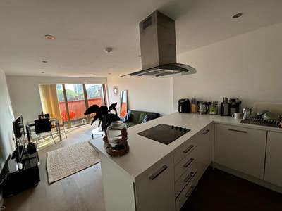 Small Double with Private Balcony - 1st July Main Photo
