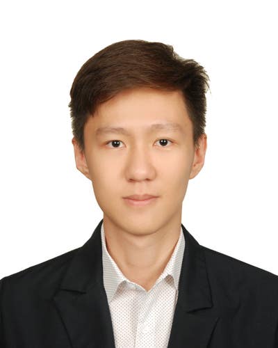 Professional Male seeking a double room Main Photo