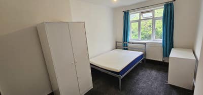Ensuite, Double room, all bills inc, Gym, Wembley Main Photo