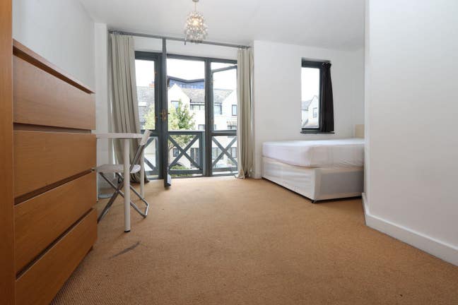 Ensuite + double rooms in Canary Wharf (balcony) Main Photo