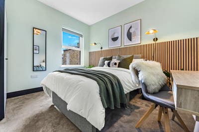 Stylish Double With Private Bathroom | Catford Main Photo