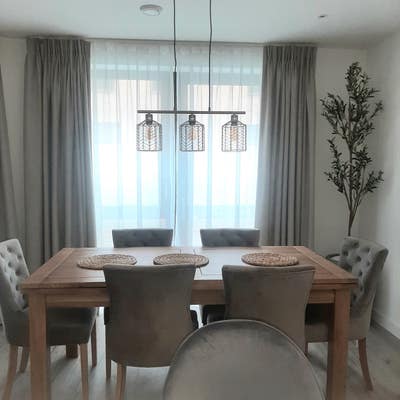  Female household furnished double room near UeL Main Photo