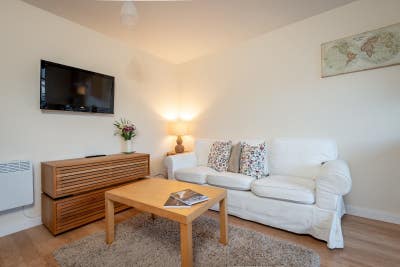 Flat to Rent  Main Photo