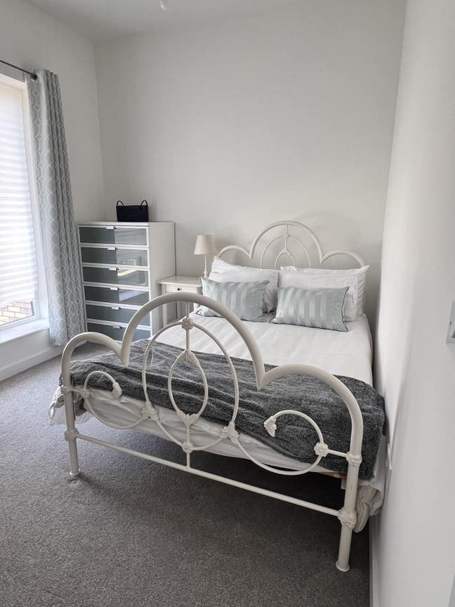 Room in New Build with private bathroom Main Photo