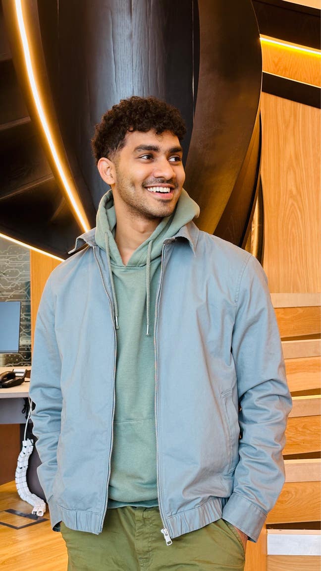 I am a male aged 24. I am looking for a doubl... Main Photo