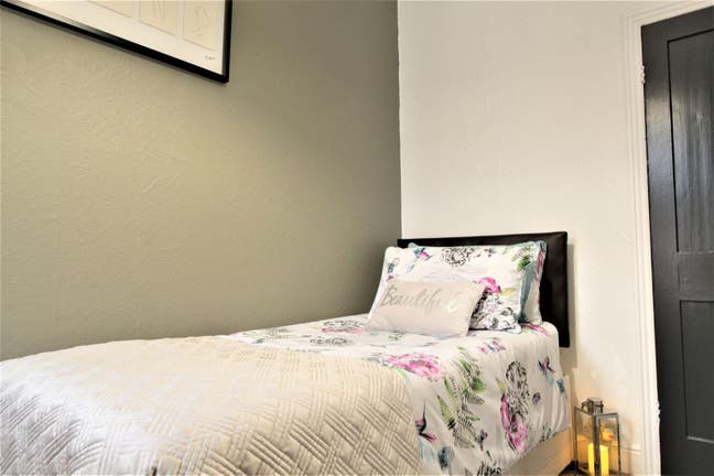 Looking Single Room at Low Price You Can Grab this Main Photo