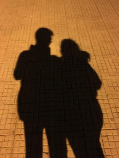 We r a couple looking for accommodation (no kids) Main Photo