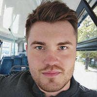 I am a professional male aged 27. I am lookin... Main Photo