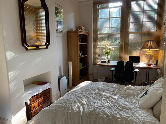 Lovely double room in South Acton/Chiswick border Main Photo