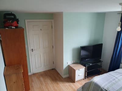 1 bedroom to rent  Main Photo