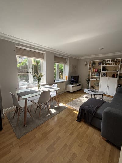 Sublet available with bathroom - Clapham Common Main Photo