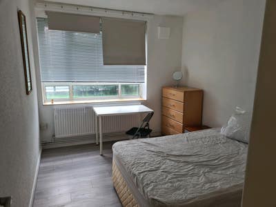 For Female,Double Room, White City &pound;750 inc, no DD Main Photo