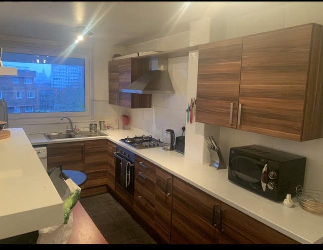 Amazing  Large double Room in Limehouse  Main Photo