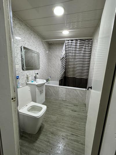 Room available in Paisley Main Photo