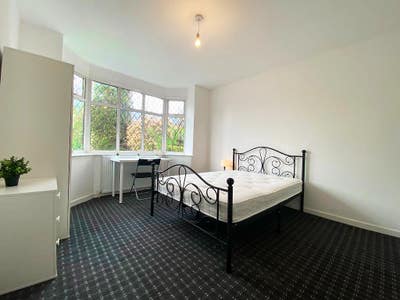 Available - Stylish Double Bedrooms In Moston Main Photo