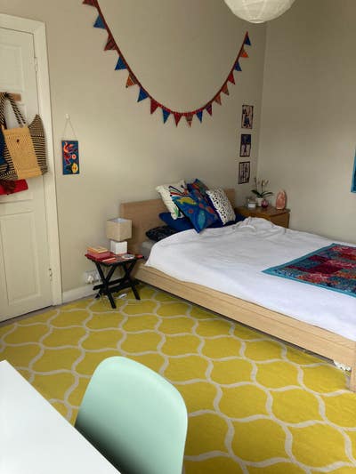 Sunny DBL Bed, Luxury Hse, Quiet St, Southville Main Photo