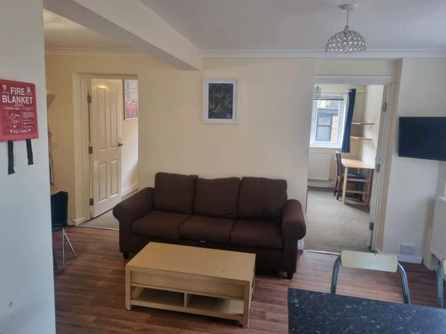 First month rent half price CT1 location  Main Photo