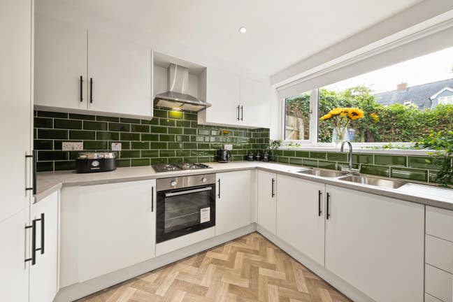 Spacious Groundfloor Single Room Availble in LE10 Main Photo