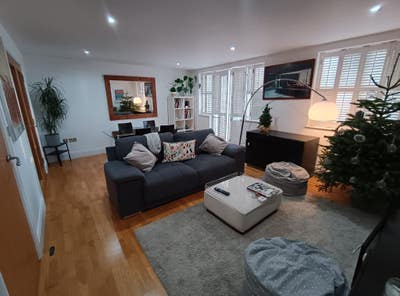 Double en-suite room in Brentford lock Main Photo