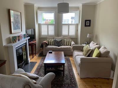 Lovely Double Room in Colliers Wood /Tooting House Main Photo