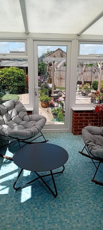 Monday to Friday  Main Photo