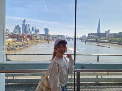 Finance professional seeks a double room Main Photo