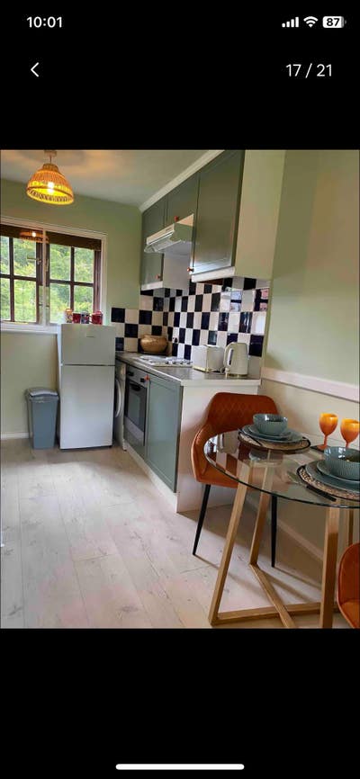 Studio Harpenden private estate  Main Photo
