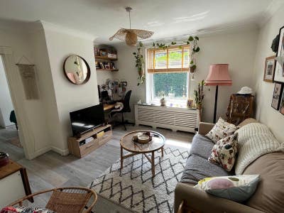 1 Bed Pet Friendly Garden Flat in Carshalton Main Photo
