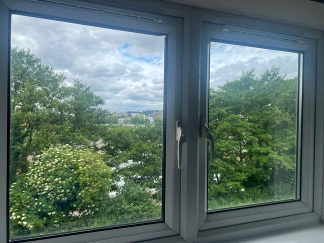 Spacious En-Suite Room,Modern Townhouse,quiet area Main Photo
